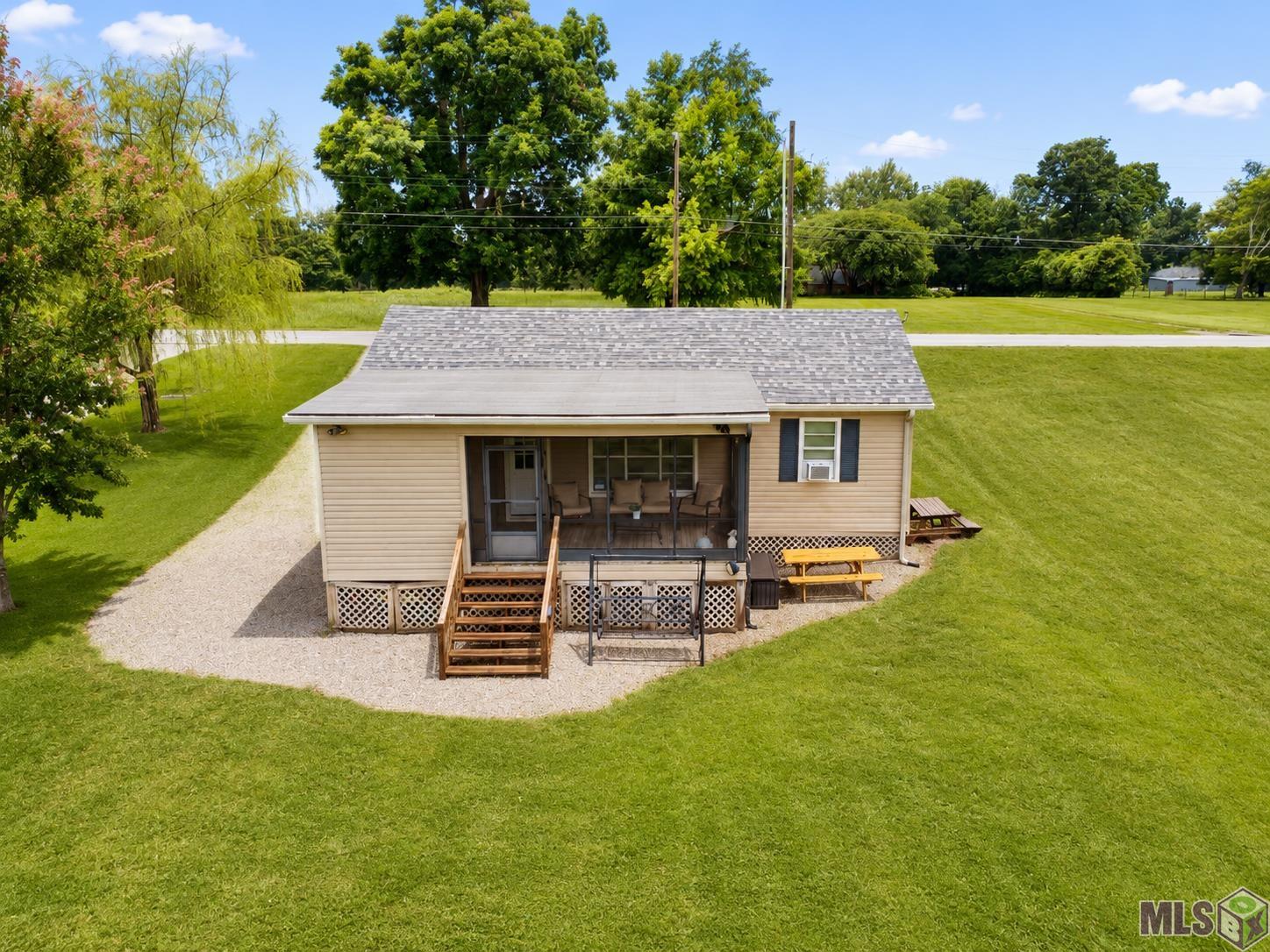 10467 Island Road Ventress, LA 70783 - Photo 4 of 24