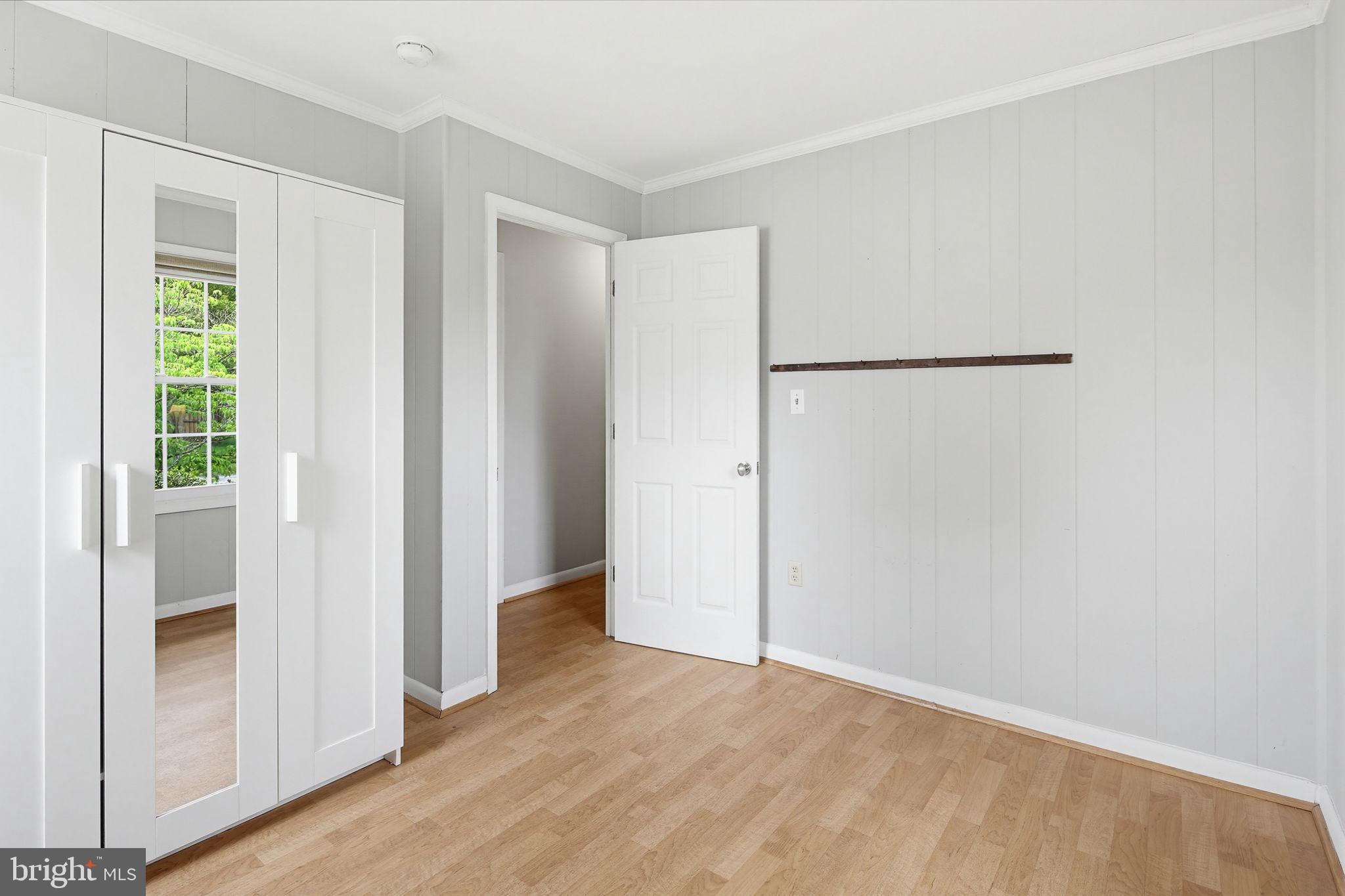 1124 Wynbrook Road Glen Burnie, MD 21060 - Photo 21 of 32 Bright and airy room with charm.