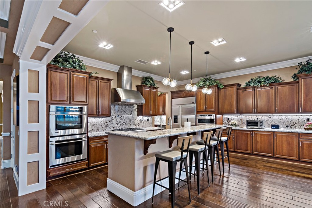 689 Crystal Mountain Circle Riverside, CA 92506 - Photo 20 of 74 Kitchen