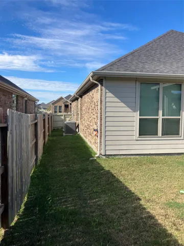 $480,000 | 10442 Eastern Bluestar Drive, Conroe, TX 77385