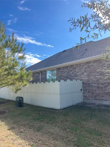 $480,000 | 10442 Eastern Bluestar Drive, Conroe, TX 77385