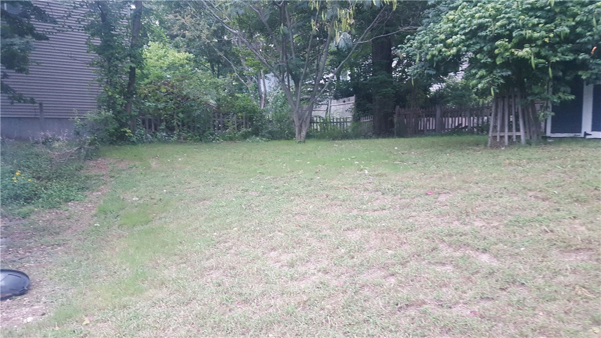 113 Arnold Road Coventry, RI 02816 - Photo 8 of 29