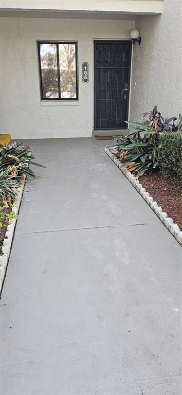 2 Escondido Circle, Unit 185 Altamonte Springs, FL 32701 - Photo 1 of 4