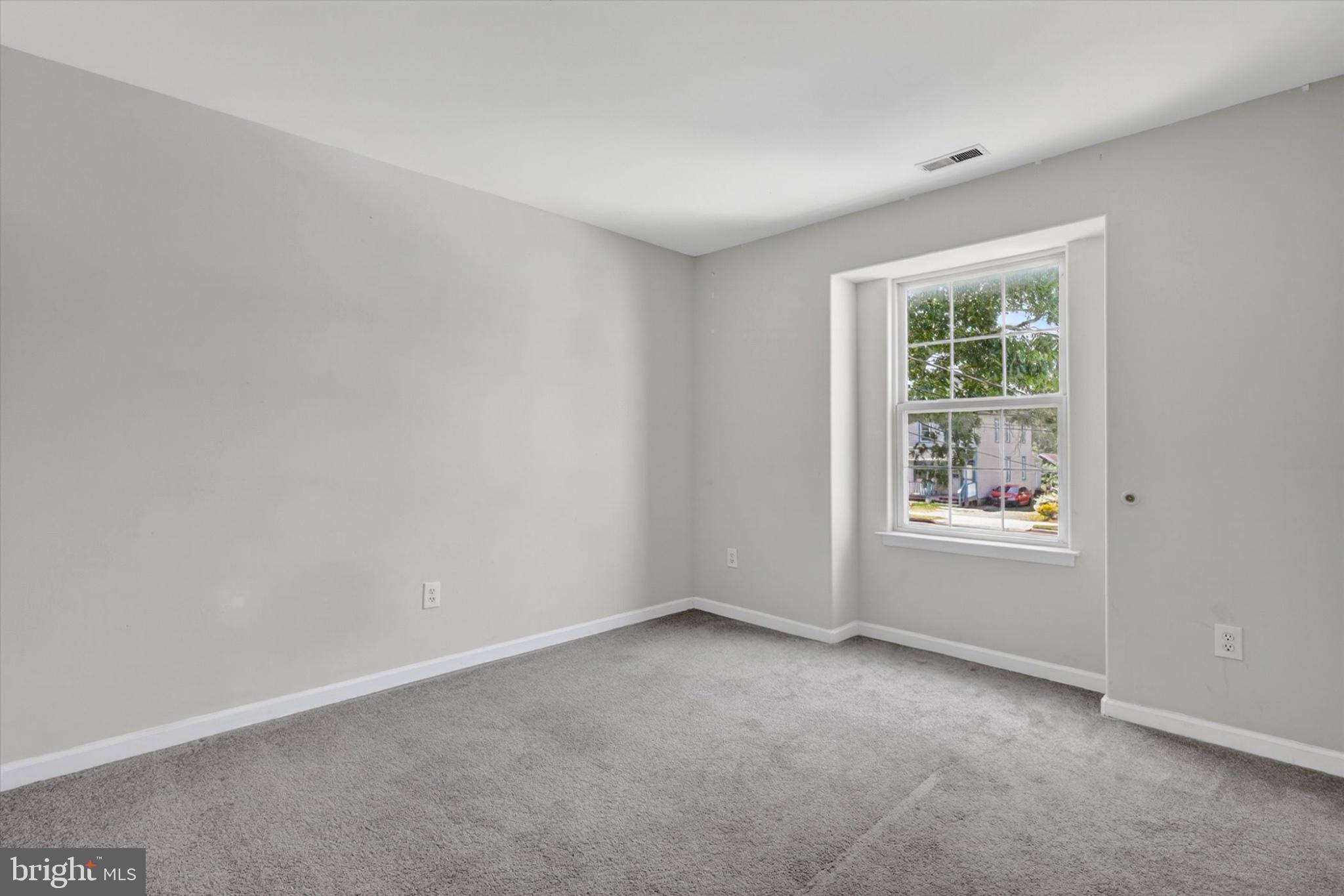 507 South Fairview Street Riverside, NJ 08075 - Photo 13 of 36