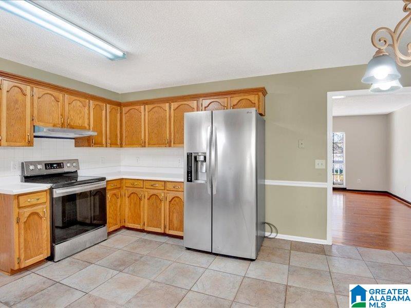 137 Elm Street Pleasant Grove, AL 35127 - Photo 5 of 19