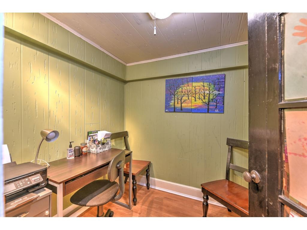 2904 Cherokee Road Johnson City, TN 37604 - Photo 17 of 36 Photo 17