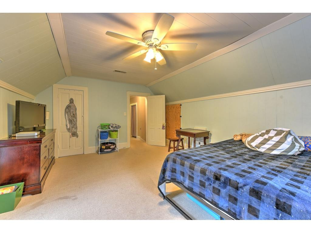 2904 Cherokee Road Johnson City, TN 37604 - Photo 30 of 36 Photo 30