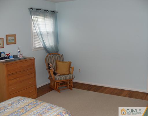 11 Alexander Road East Brunswick, NJ 08816 - Photo 14 of 21 Gallery Image 14