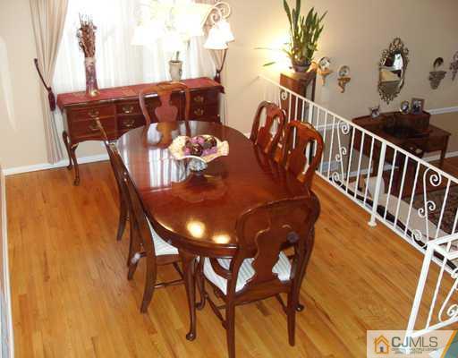 11 Alexander Road East Brunswick, NJ 08816 - Photo 8 of 21 Gallery Image 8