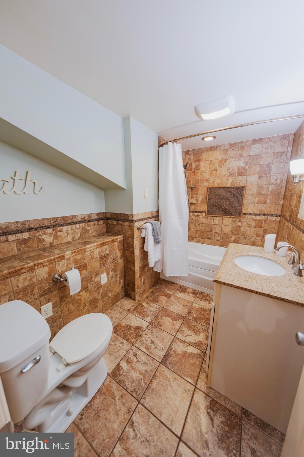 36 Cornell Drive Delran, NJ 08075 - Photo 17 of 26 Full Bath