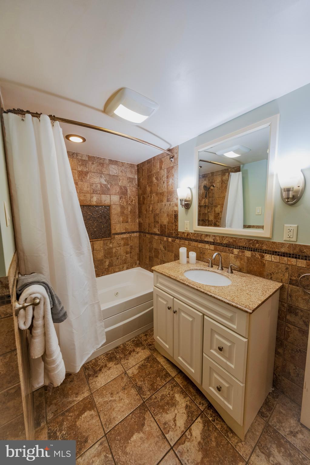 36 Cornell Drive Delran, NJ 08075 - Photo 18 of 26 Full Bath