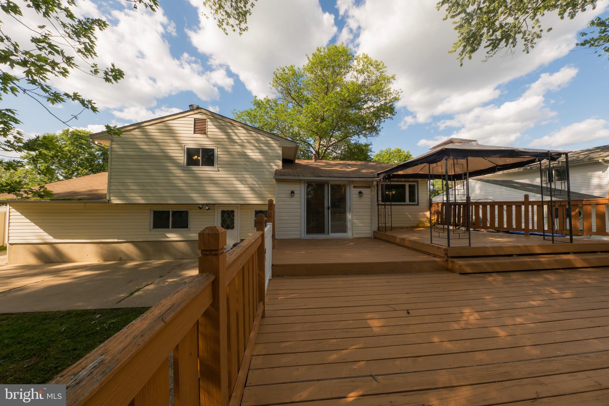 36 Cornell Drive Delran, NJ 08075 - Photo 23 of 26 Deck