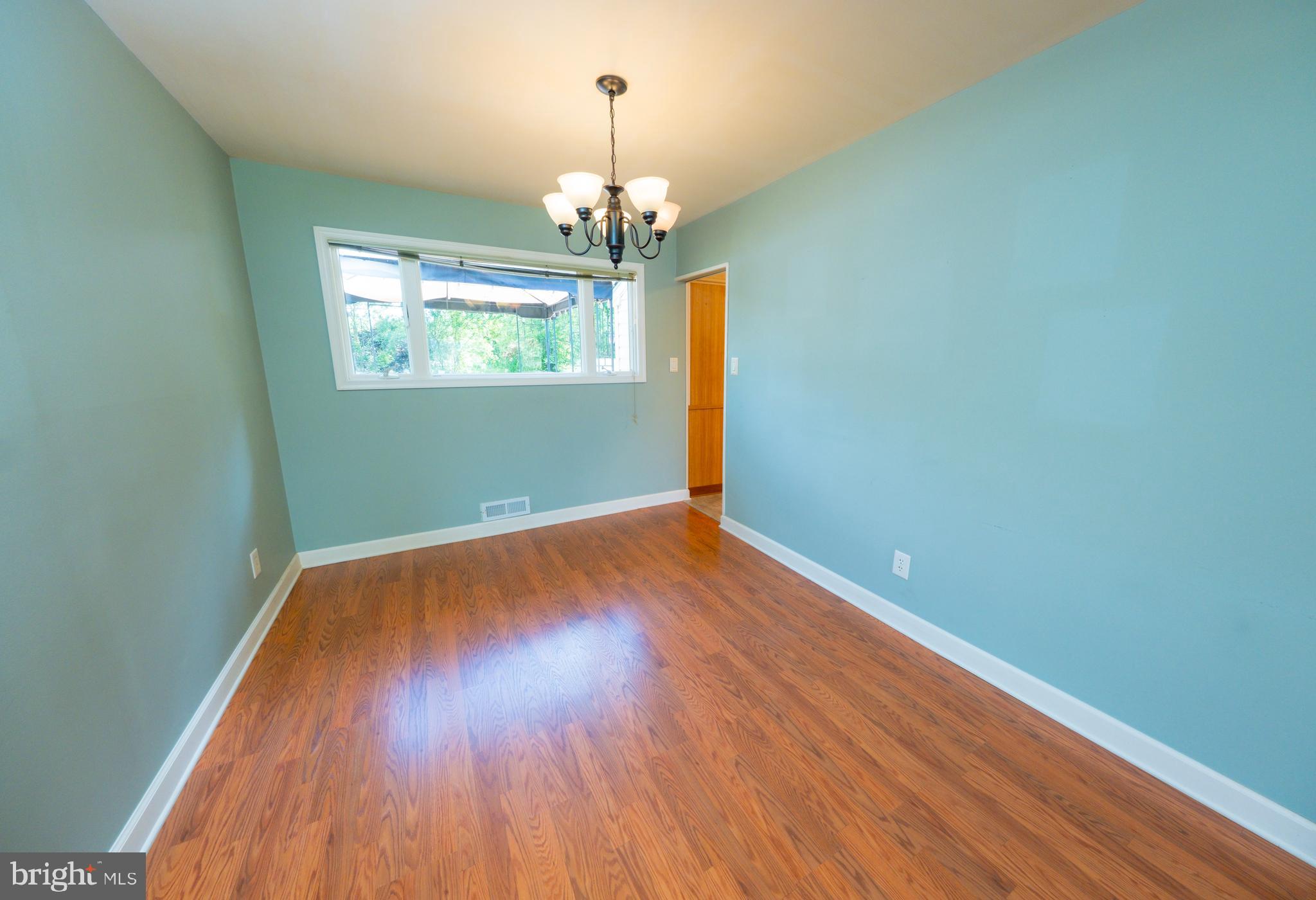 36 Cornell Drive Delran, NJ 08075 - Photo 5 of 26 Dining Room