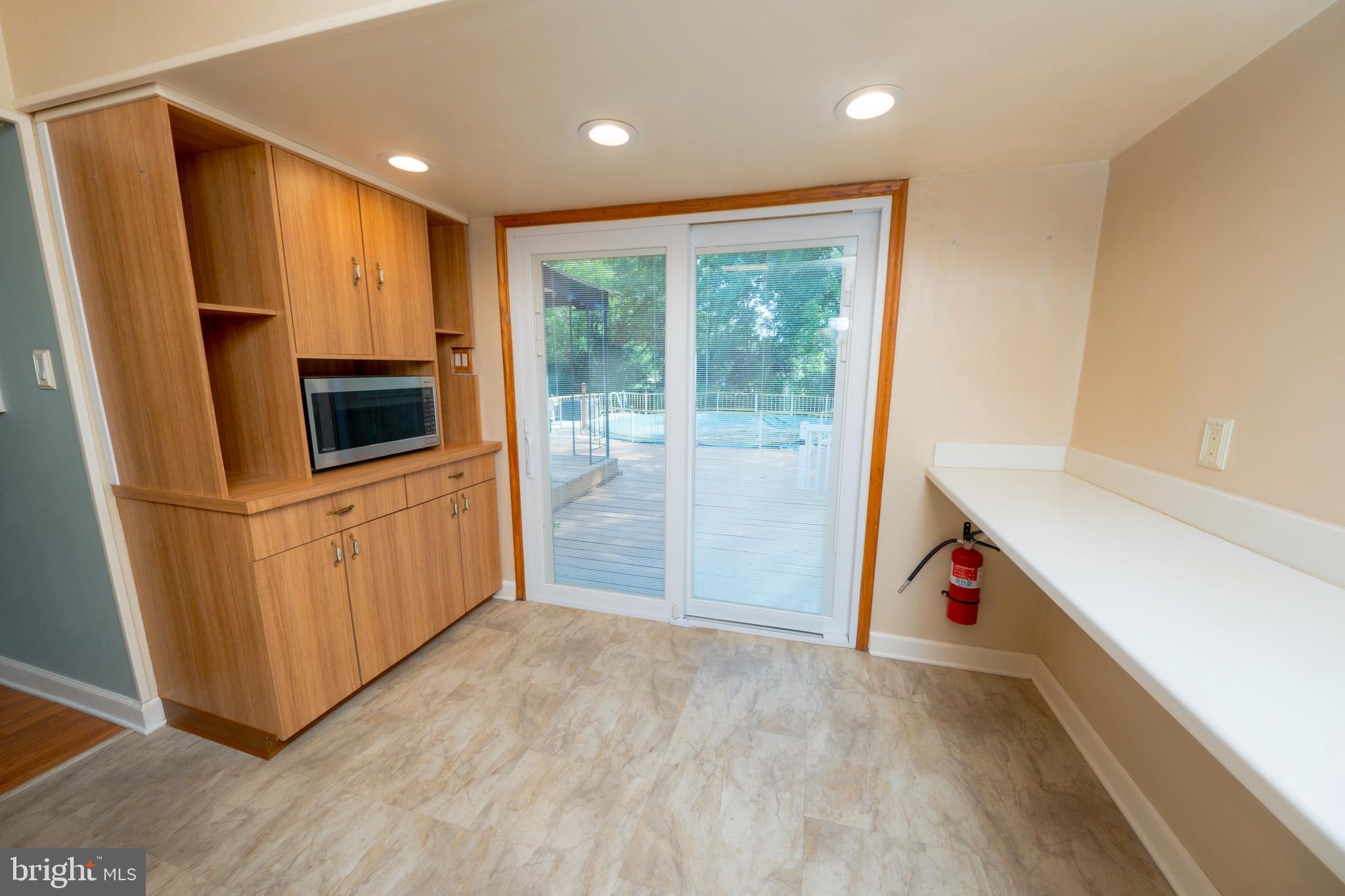 36 Cornell Drive Delran, NJ 08075 - Photo 8 of 26 Kitchen