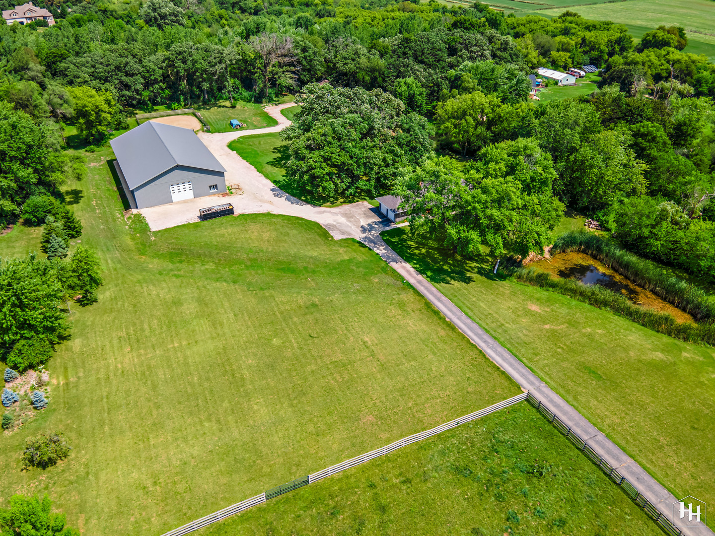 5908 Edgewood Road Crystal Lake, IL 60012 - Photo 2 of 60 a view of a tennis court