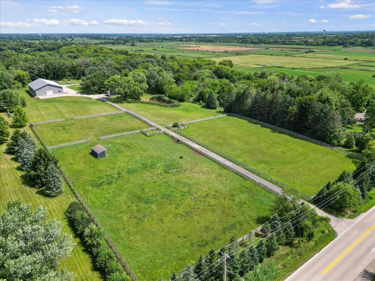 5908 Edgewood Road Crystal Lake, IL 60012 - Photo 29 of 60