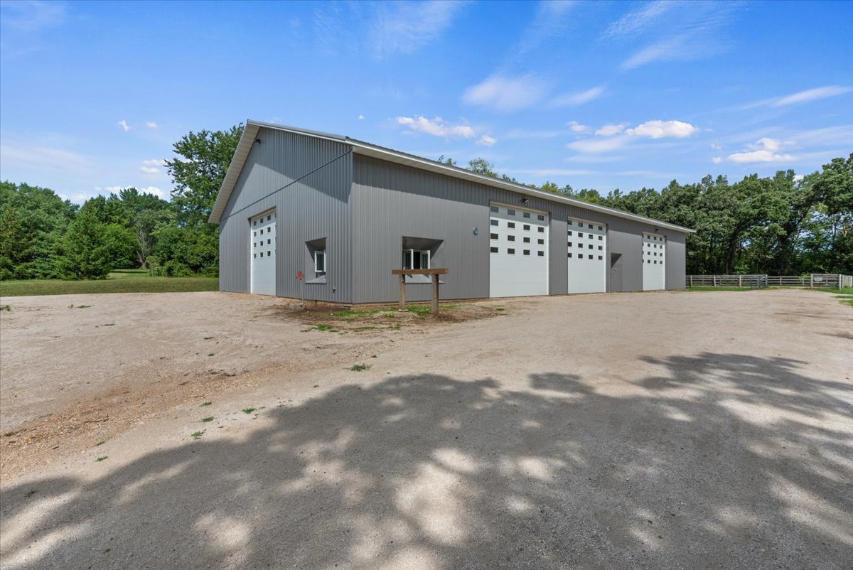 5908 Edgewood Road Crystal Lake, IL 60012 - Photo 35 of 60 a front view of a house with a yard