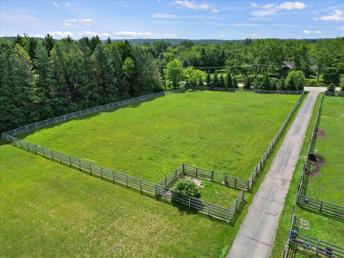 5908 Edgewood Road Crystal Lake, IL 60012 - Photo 49 of 60 a view of a green field with sitting area