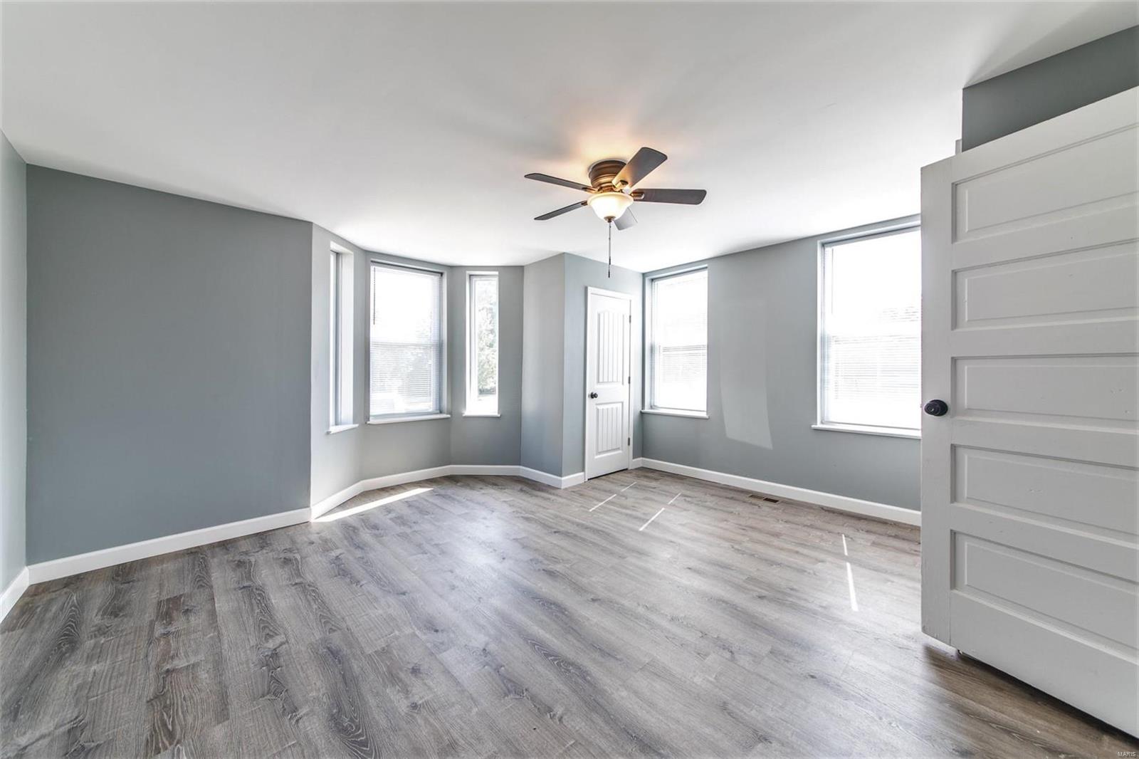 725 Military Road St. Louis, MO 63125 - Photo 14 of 34 Gallery Image 14