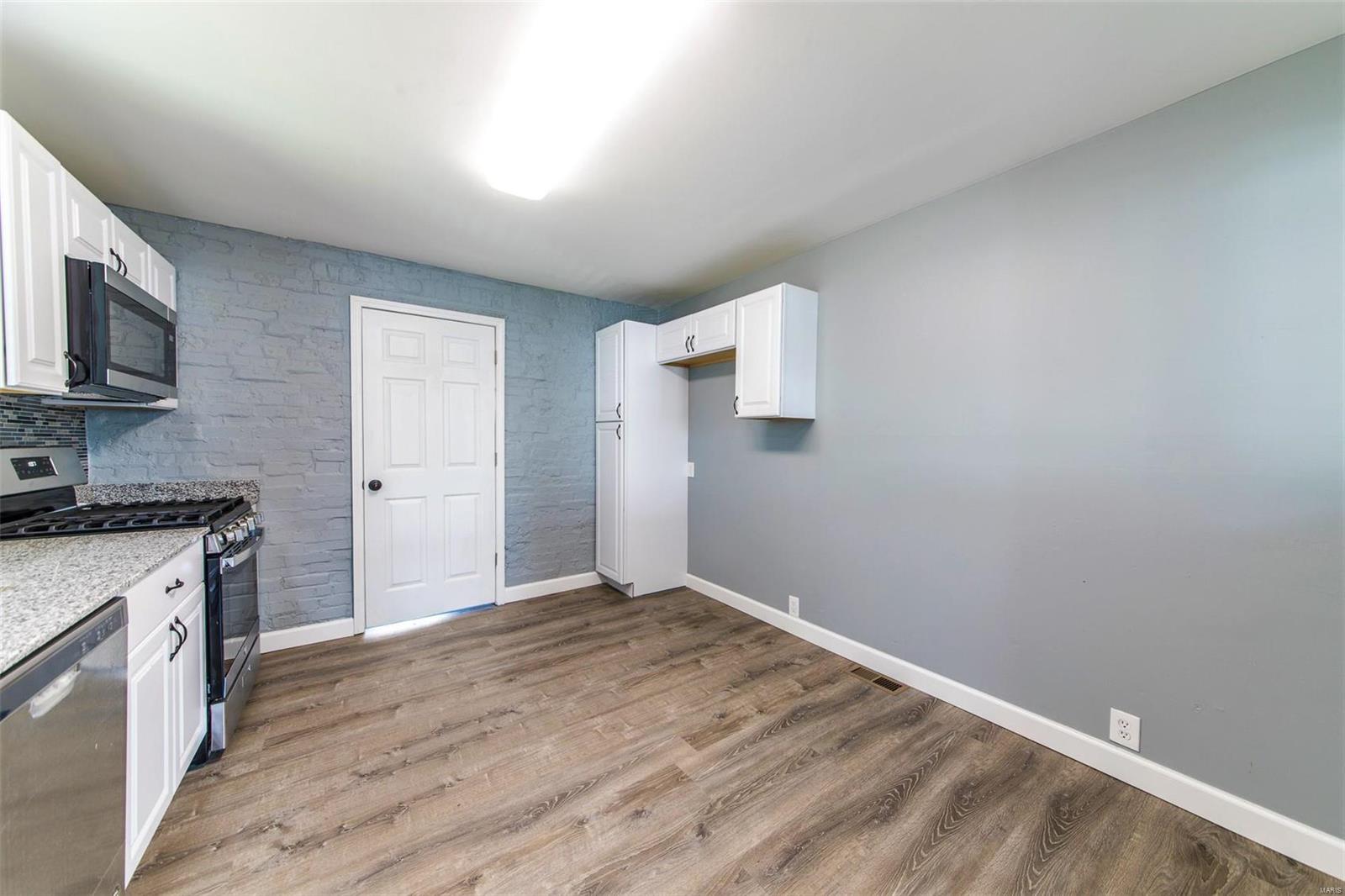 725 Military Road St. Louis, MO 63125 - Photo 16 of 34 Gallery Image 16