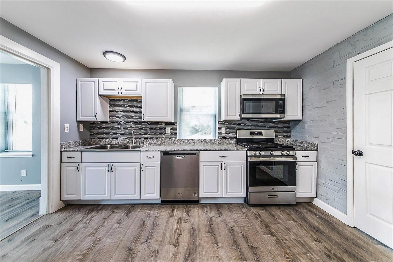 725 Military Road St. Louis, MO 63125 - Photo 17 of 34 Gallery Image 17