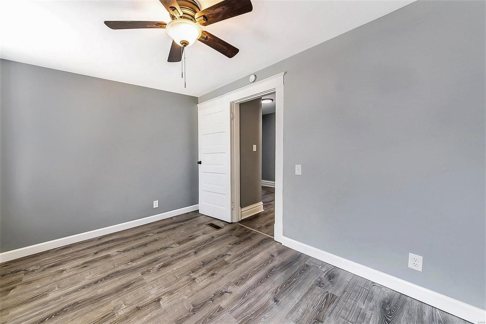725 Military Road St. Louis, MO 63125 - Photo 22 of 34 Gallery Image 22
