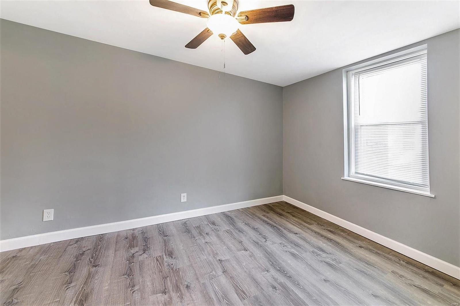 725 Military Road St. Louis, MO 63125 - Photo 23 of 34 Gallery Image 23