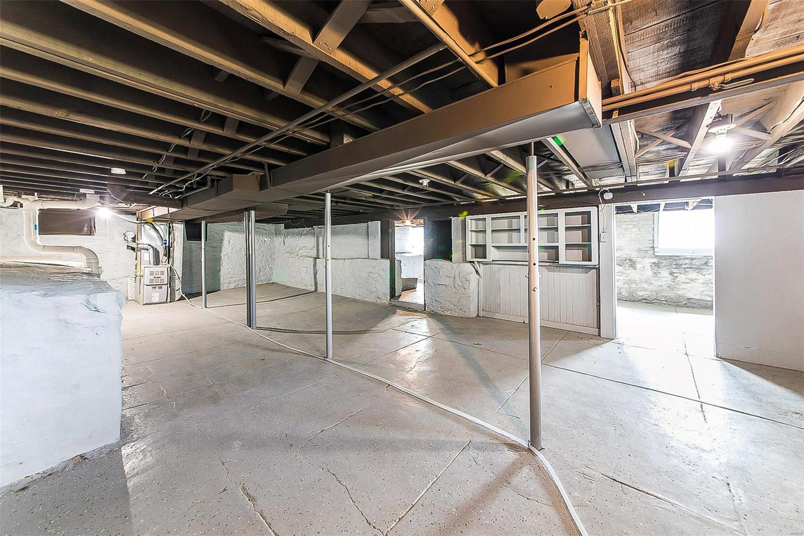 725 Military Road St. Louis, MO 63125 - Photo 27 of 34 Gallery Image 27