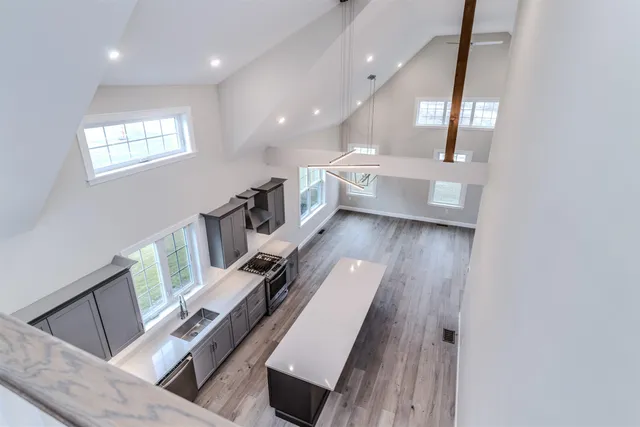 $1,098,885 | 11 Braeden Drive, Unit 5, Thornton, NH 03285