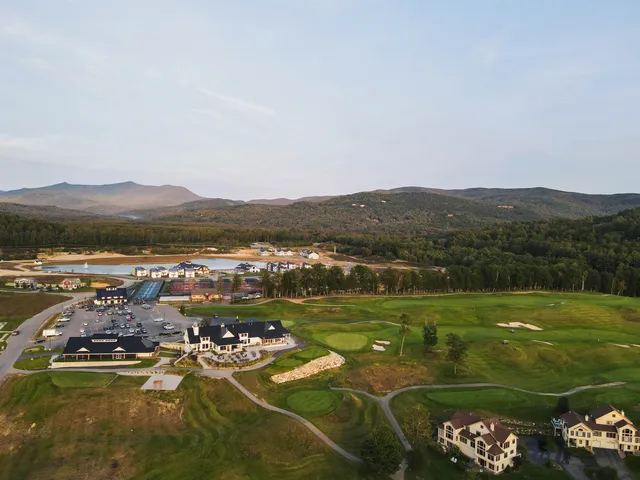 $1,098,885 | 11 Braeden Drive, Unit 5, Thornton, NH 03285