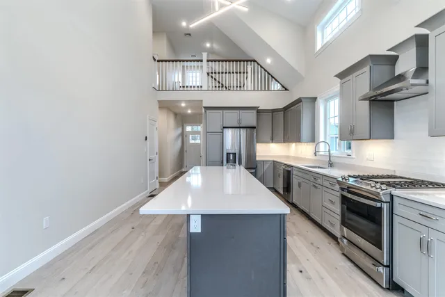 $1,098,885 | 11 Braeden Drive, Unit 5, Thornton, NH 03285