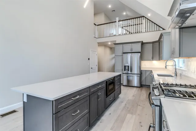 $1,098,885 | 11 Braeden Drive, Unit 5, Thornton, NH 03285