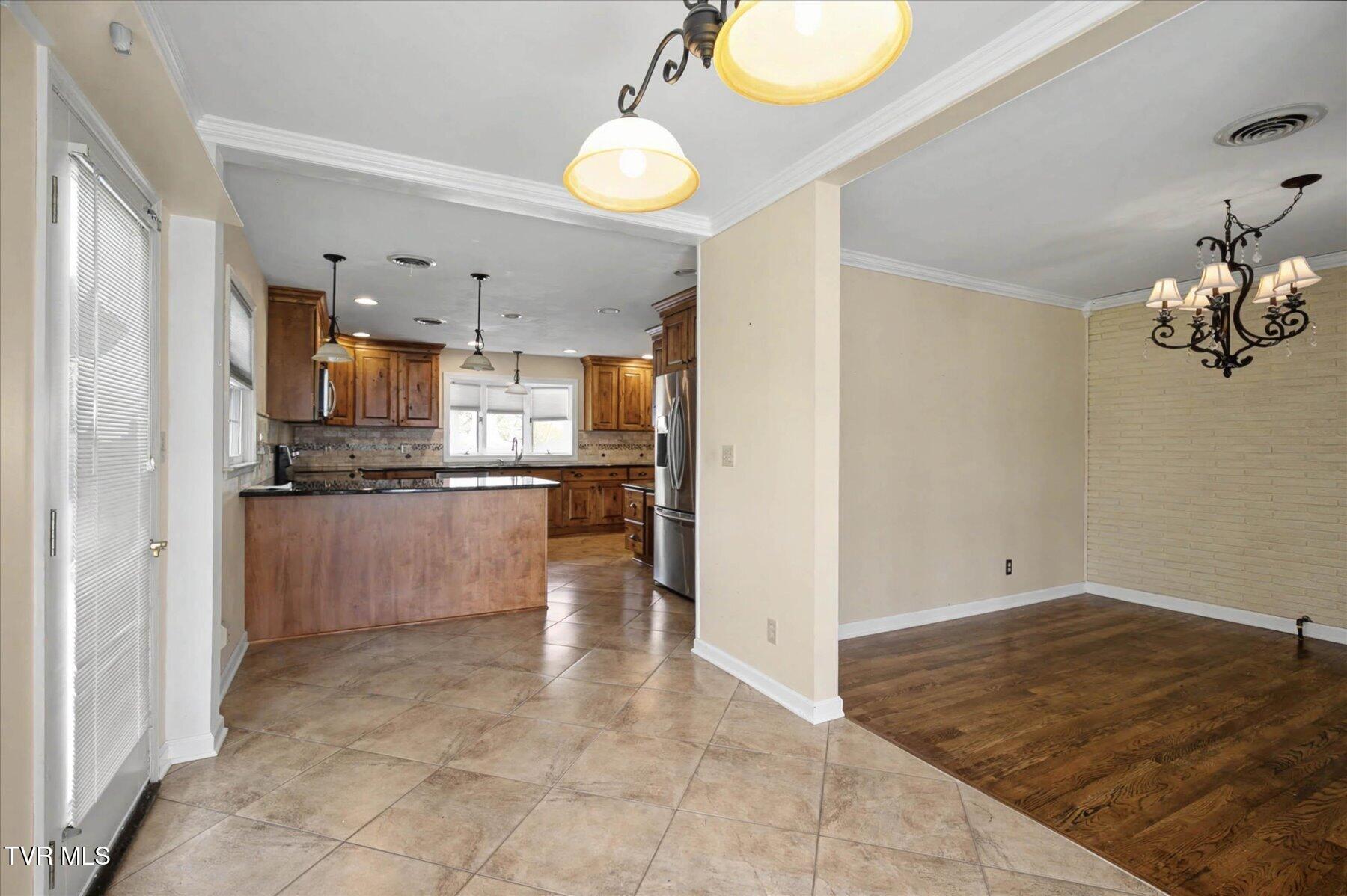 4525 Chickasaw Road Kingsport, TN 37664 - Photo 14 of 49 14-4525 Chickasaw-14