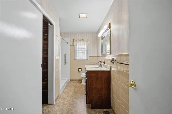 $399,000 | 4525 Chickasaw Road, Kingsport, TN 37664