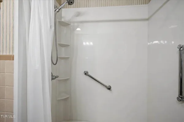 $399,000 | 4525 Chickasaw Road, Kingsport, TN 37664