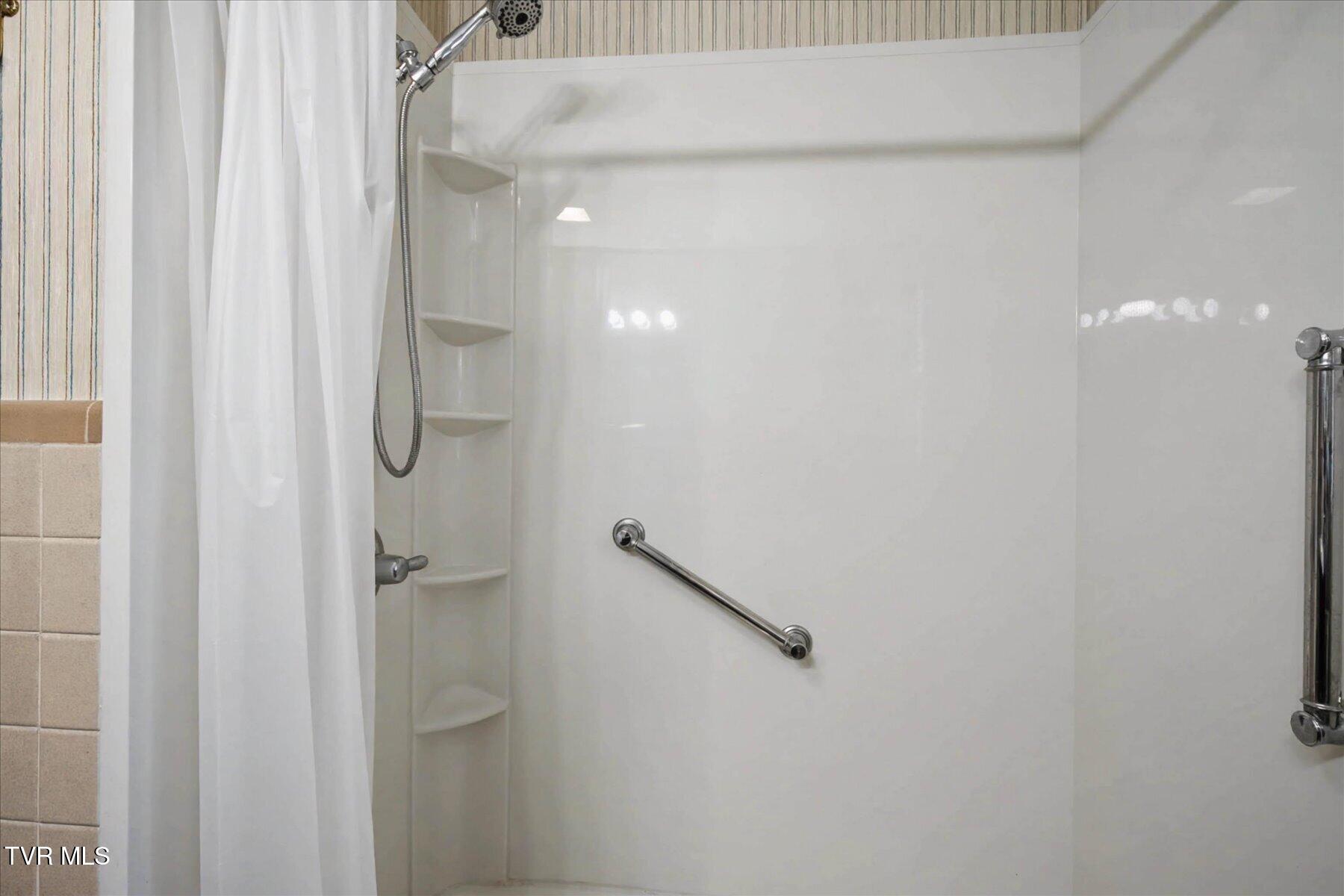 4525 Chickasaw Road Kingsport, TN 37664 - Photo 31 of 49 31-4525 Chickasaw-31