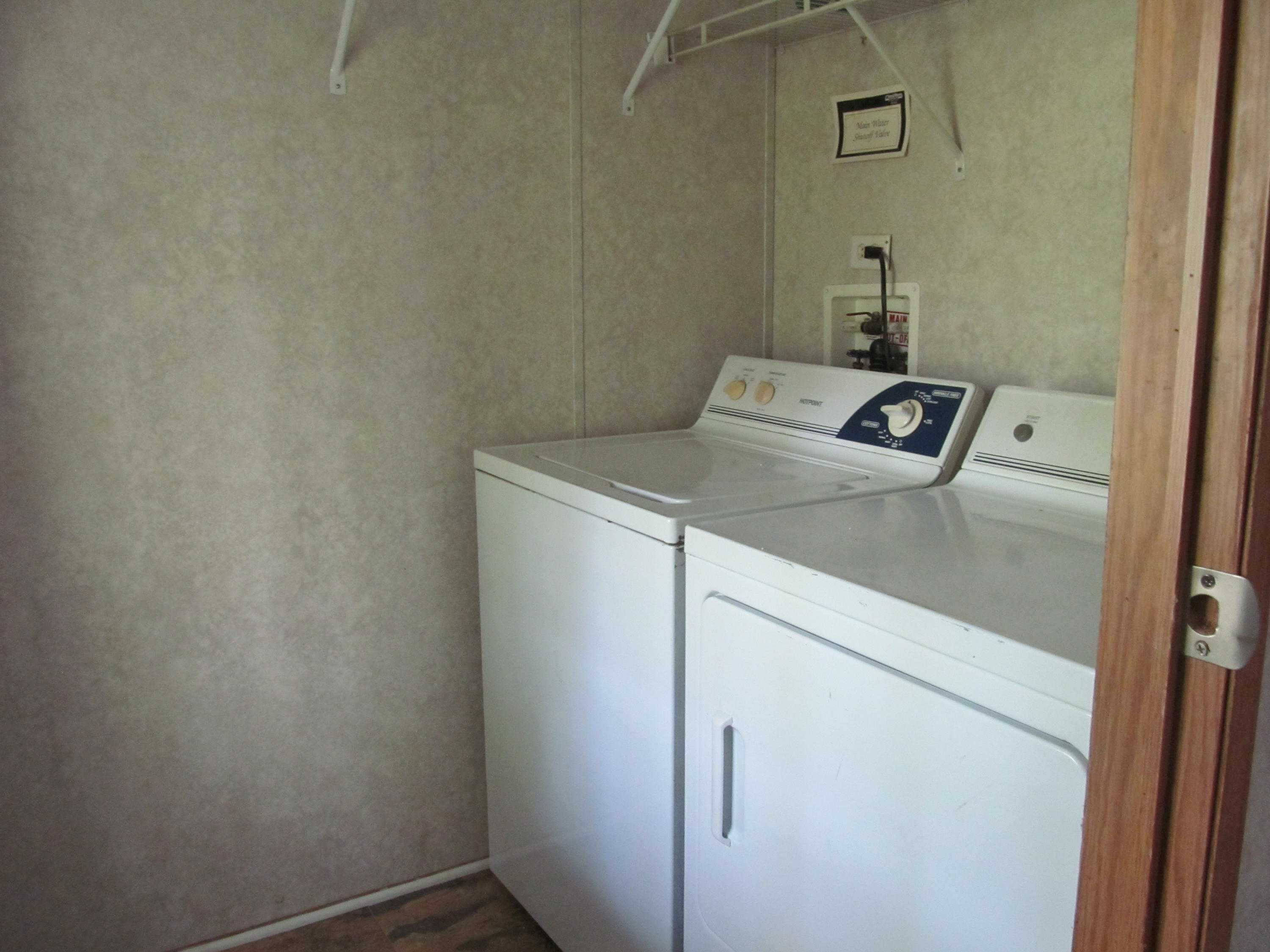 312 Piney Branch Road Blue Ridge, VA 24064 - Photo 7 of 21 a utility room with dryer and washer