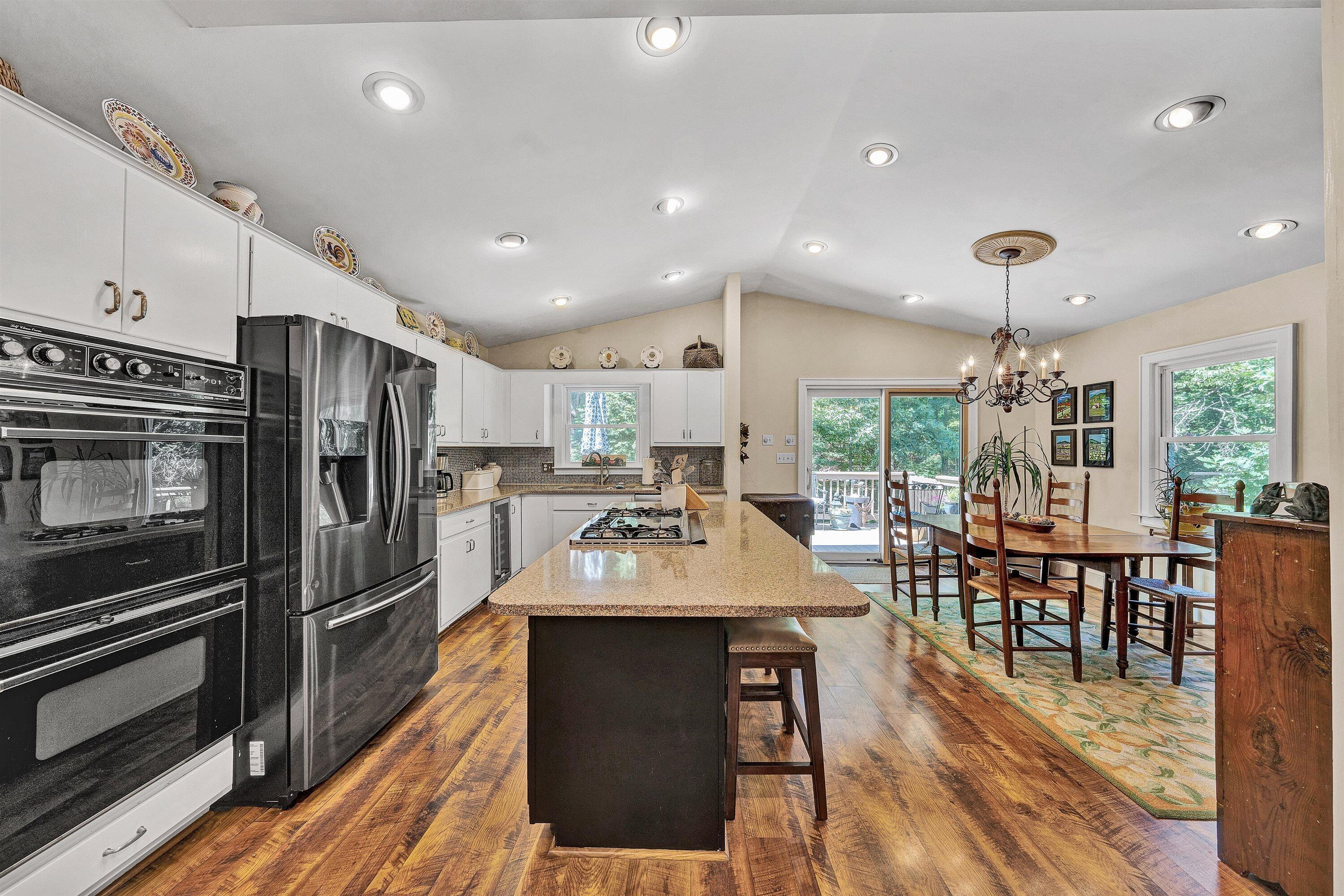 2130 Deyerle Road Southwest Roanoke, VA 24018 - Photo 14 of 47 14-DSC00307