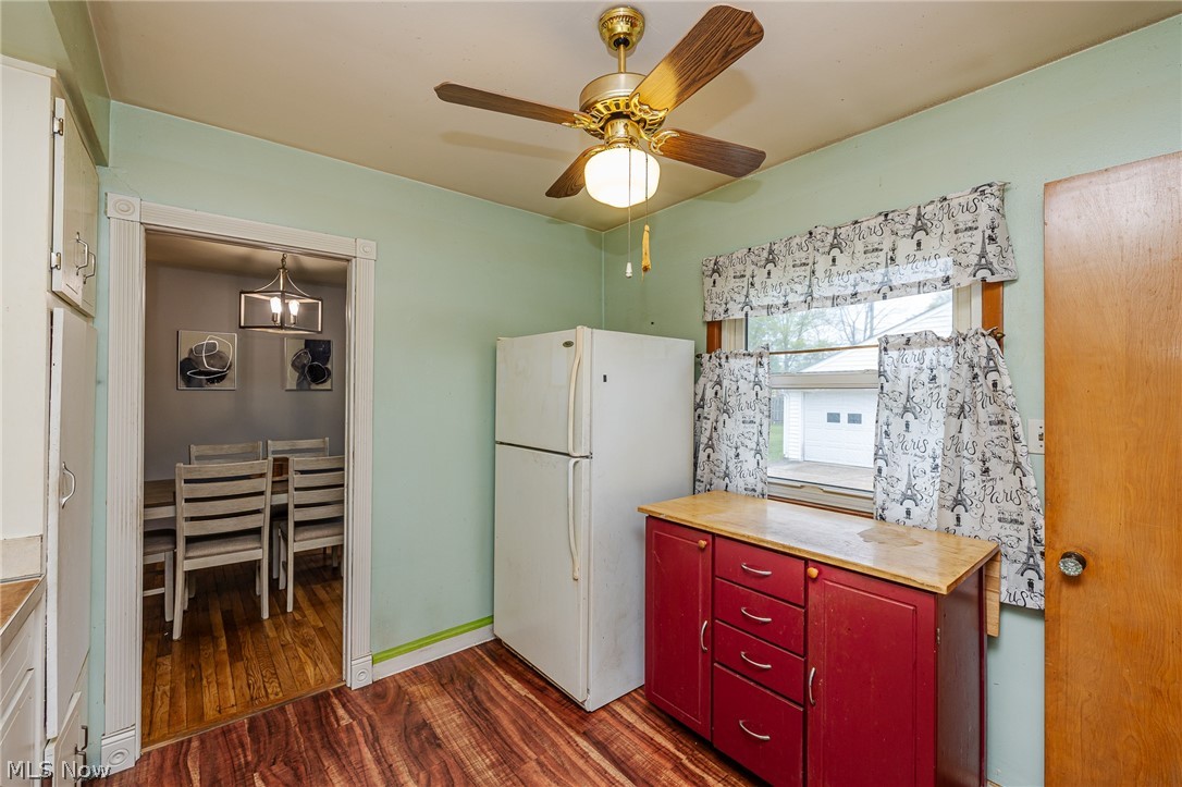 6833 Maplewood Road Parma Heights, OH 44130 - Photo 13 of 36 Gallery Image 13