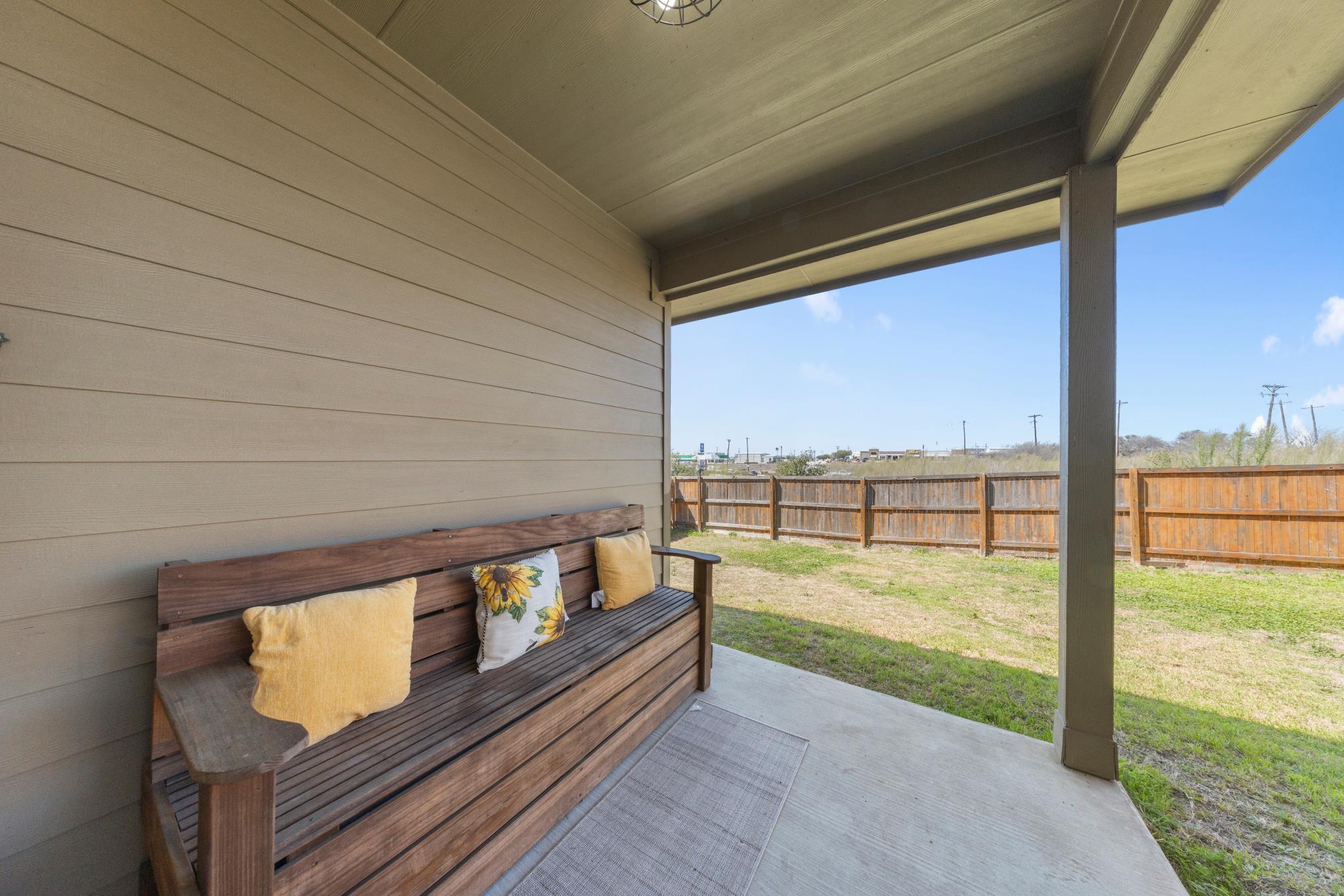 209 Shale Circle Buda, TX 78610 - Photo 30 of 39