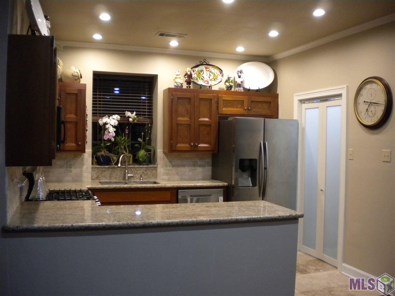 12044 Beauverde Court Baton Rouge, LA 70815 - Photo 12 of 33 kitchen