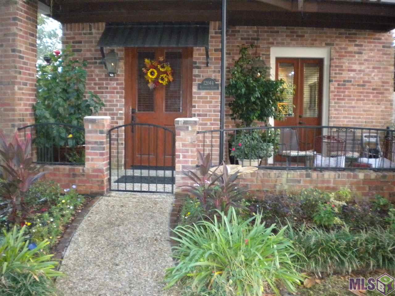 12044 Beauverde Court Baton Rouge, LA 70815 - Photo 2 of 33 Front Entrance