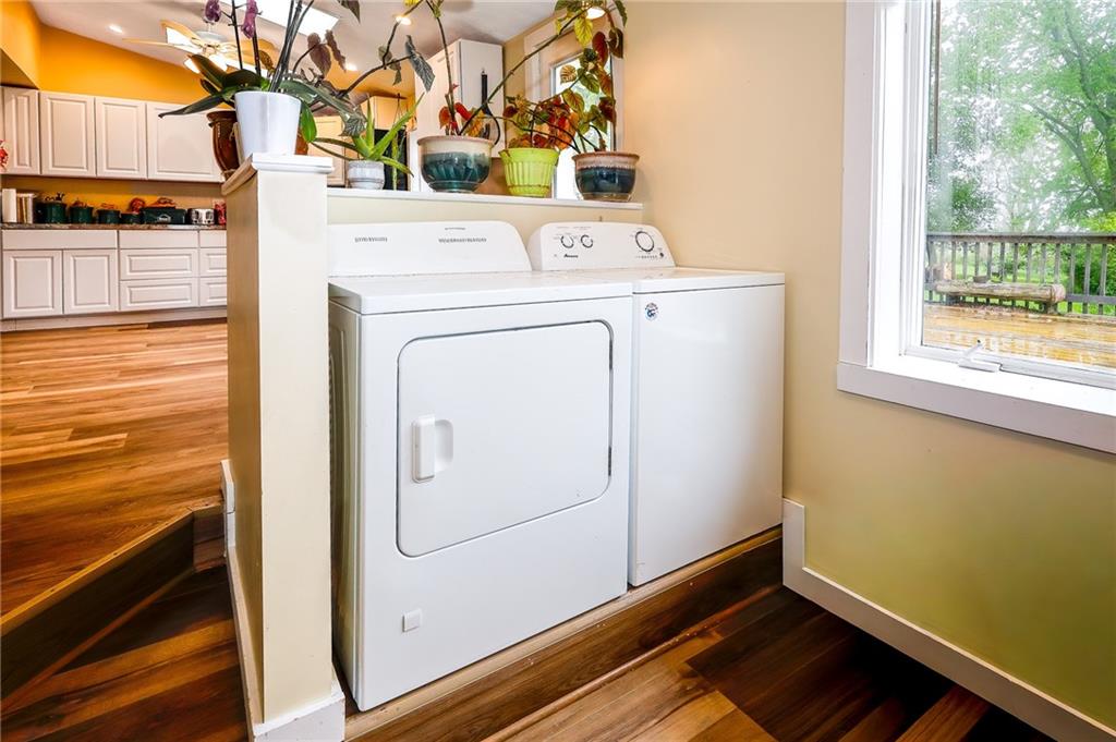 285 Poole Road Mercer, PA 16137 - Photo 11 of 43 a utility room with dryer and washer