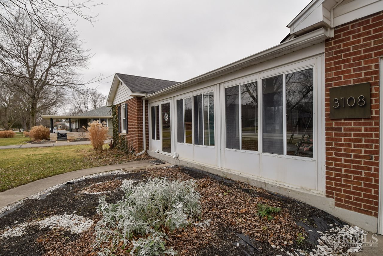 3108 West Riverside Avenue Muncie, IN 47304 - Photo 2 of 29 Gallery Image 2