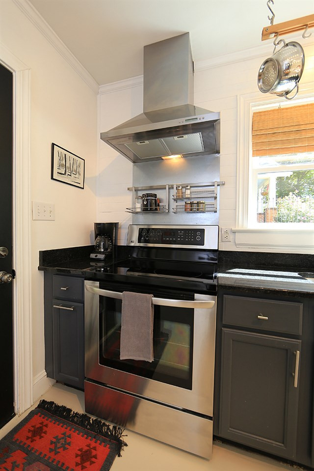 2812 Barmettler Street Raleigh, NC 27607 - Photo 10 of 28 Photo 10