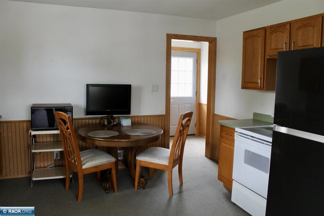 320 Broadway Gilbert, MN 55741 - Photo 4 of 13