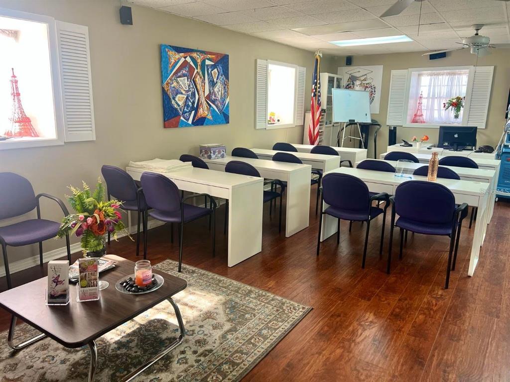 5519 Hanley Road Tampa, FL 33634 - Photo 18 of 30