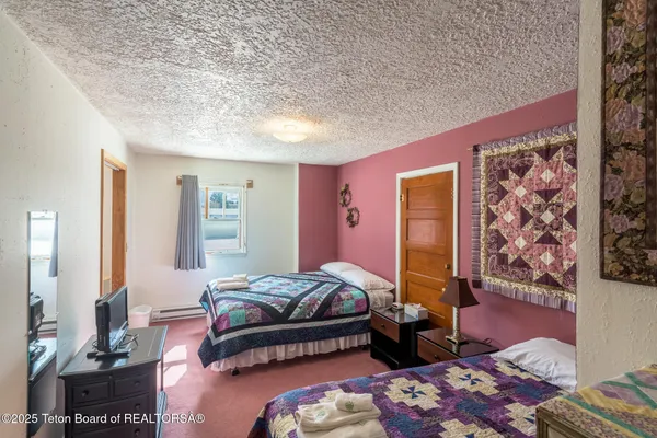 $899,000 | 21 East Pine Street, Pinedale, WY 82941