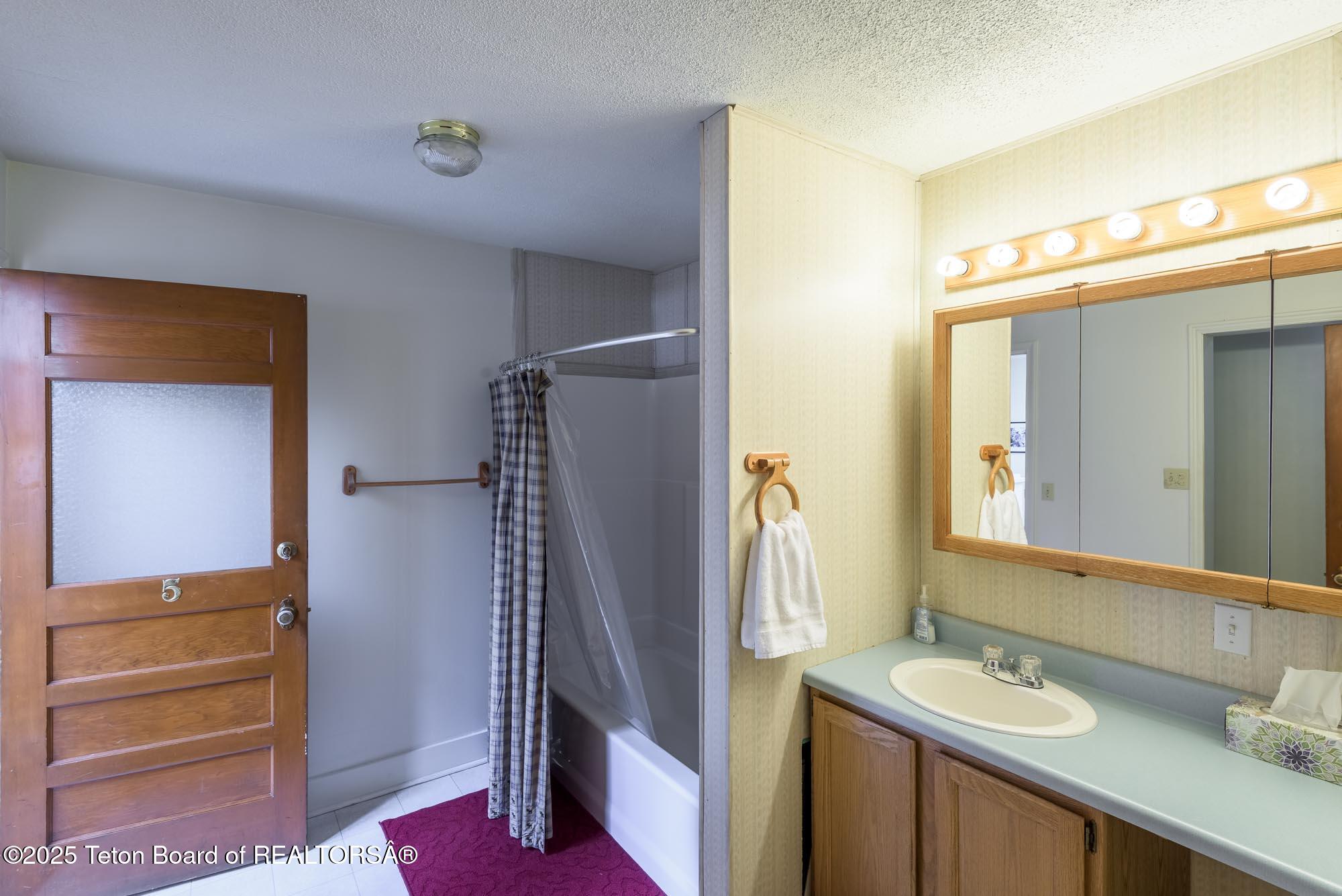 21 East Pine Street Pinedale, WY 82941 - Photo 18 of 50 DSC_8264-HDR