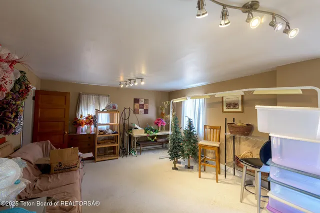 $899,000 | 21 East Pine Street, Pinedale, WY 82941